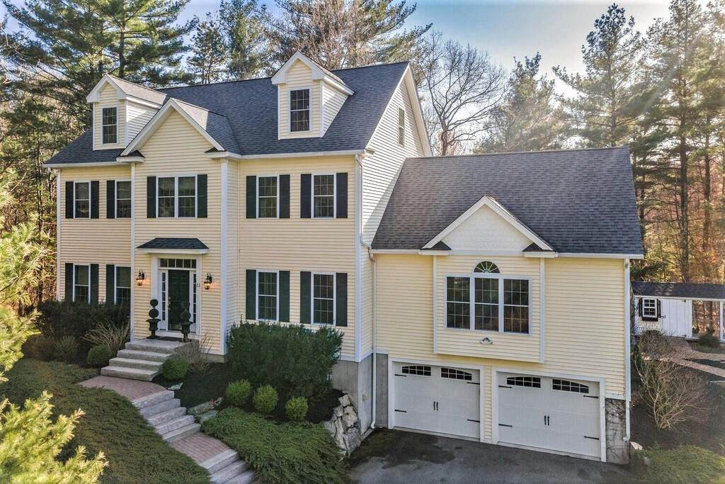22 Dexter Dr - Photo 1