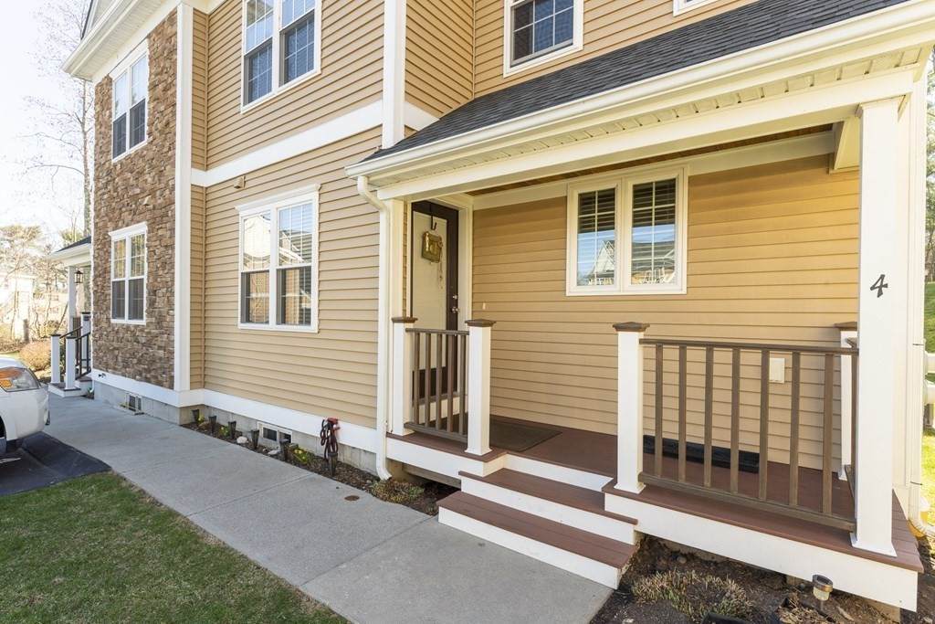 110 Phillips St - Photo 1