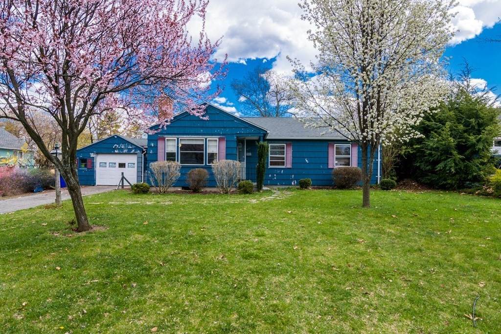 415 Abbott Street - Photo 1
