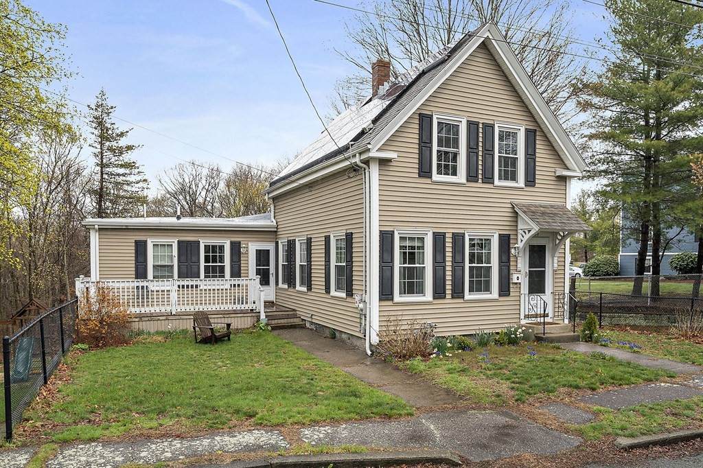 54 Humphrey St - Photo 1