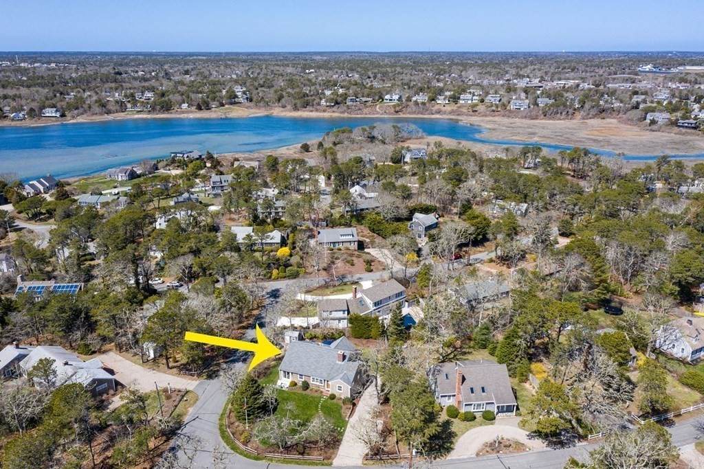 32 Hilltop Rd - Photo 1