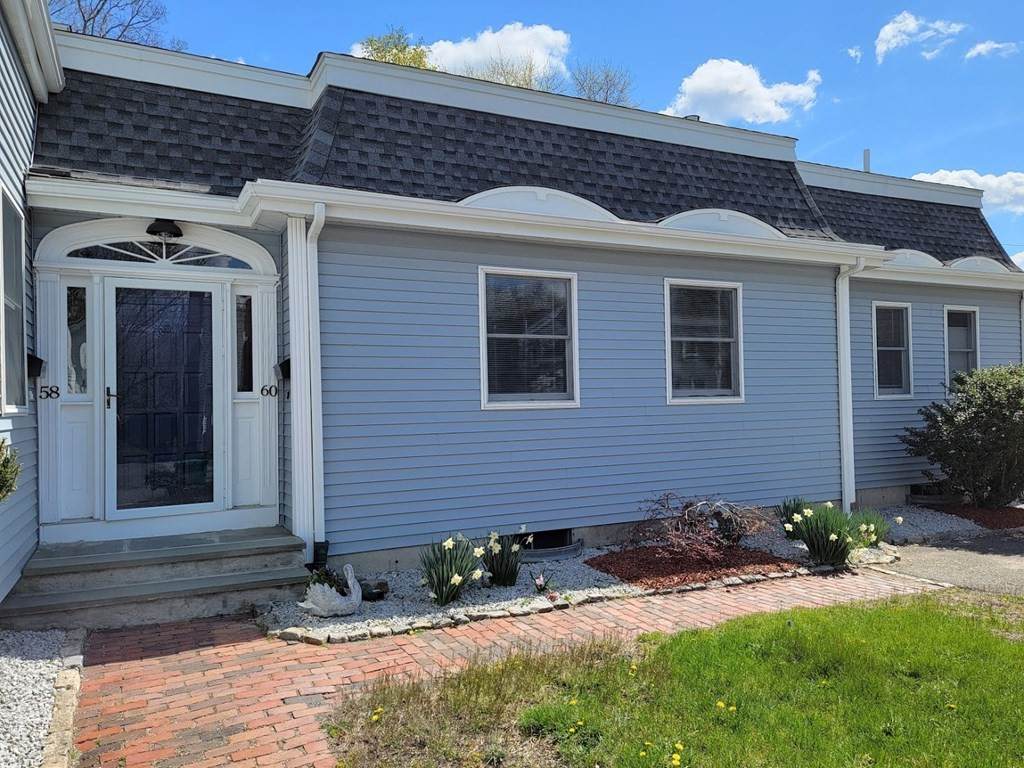 60 Oak Ave - Photo 1