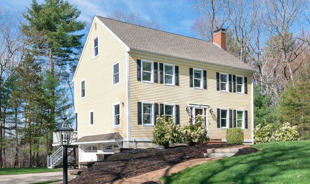 47 Longmeadow Dr - Photo 1