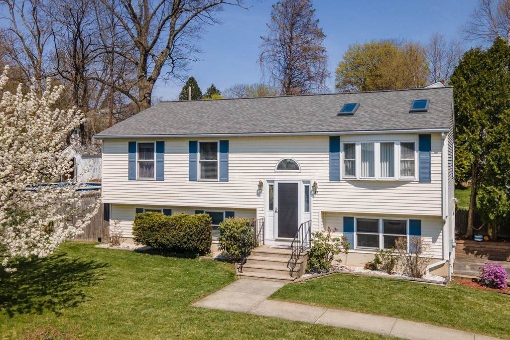 31 Travis St - Photo 1