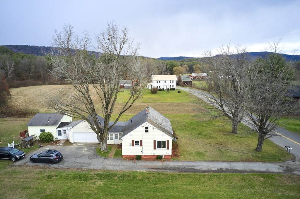 304 Plain Rd - Photo 1