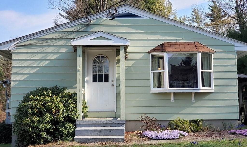 85 Raymur Dr - Photo 1