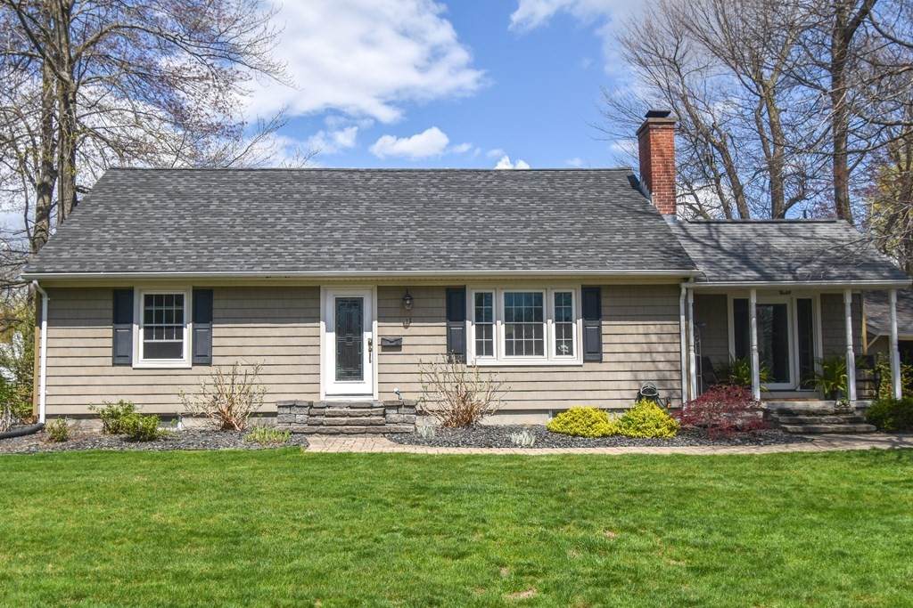 11 Baymor Dr - Photo 1