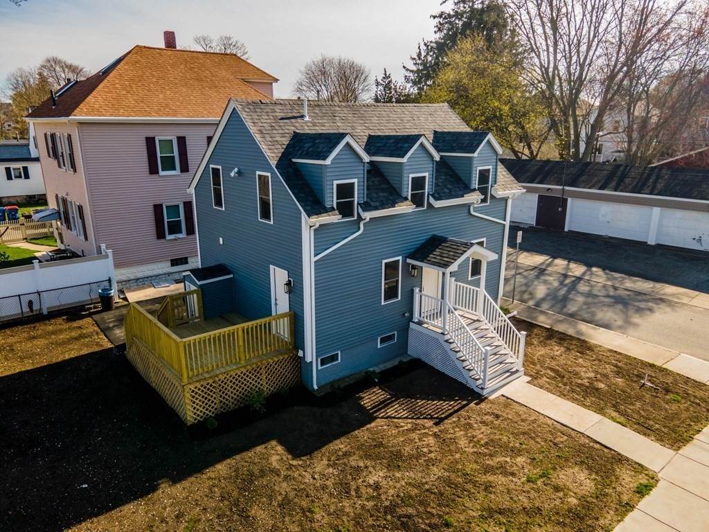 500 Elm St - Photo 1