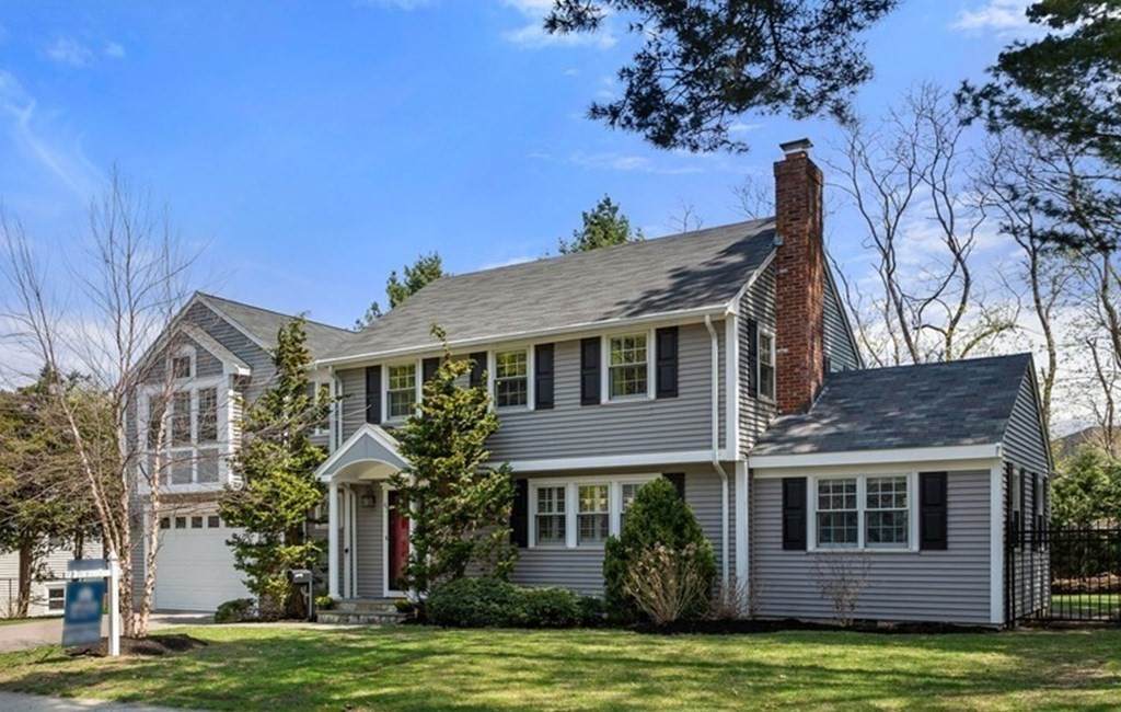 67 Moulton St - Photo 1