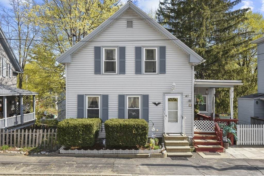 43 Maple Street - Photo 1