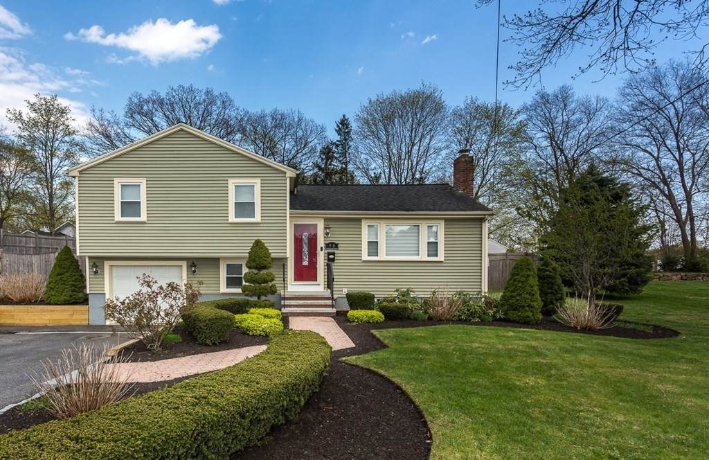 90 Crescent St - Photo 1