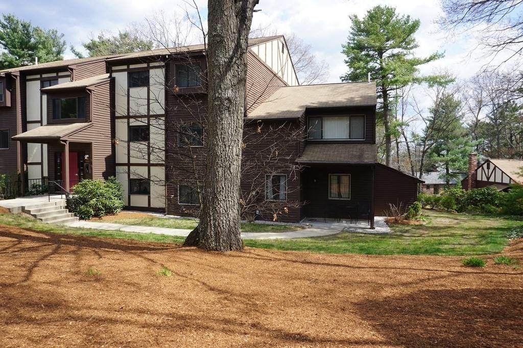 76 Highwood Drive - Photo 1