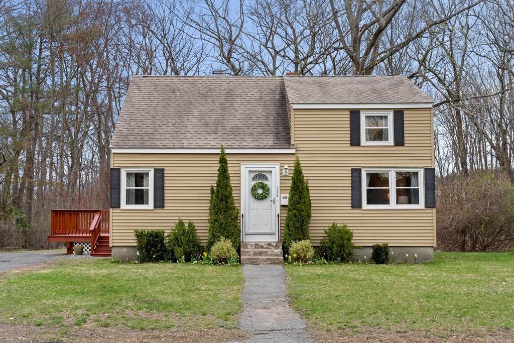 346 Douglas Rd - Photo 1