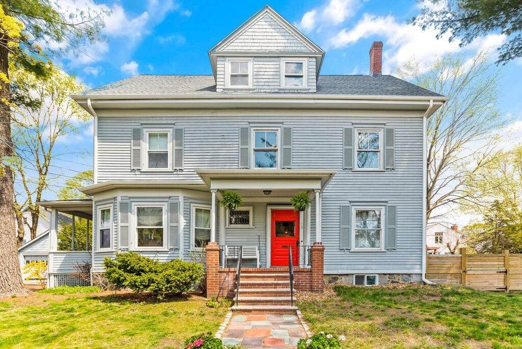 16-18 Davis Ave - Photo 1