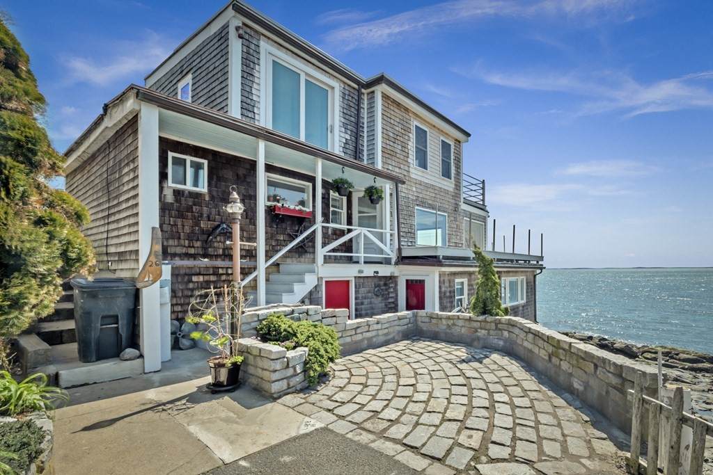 26 Rollins Ave - Photo 1