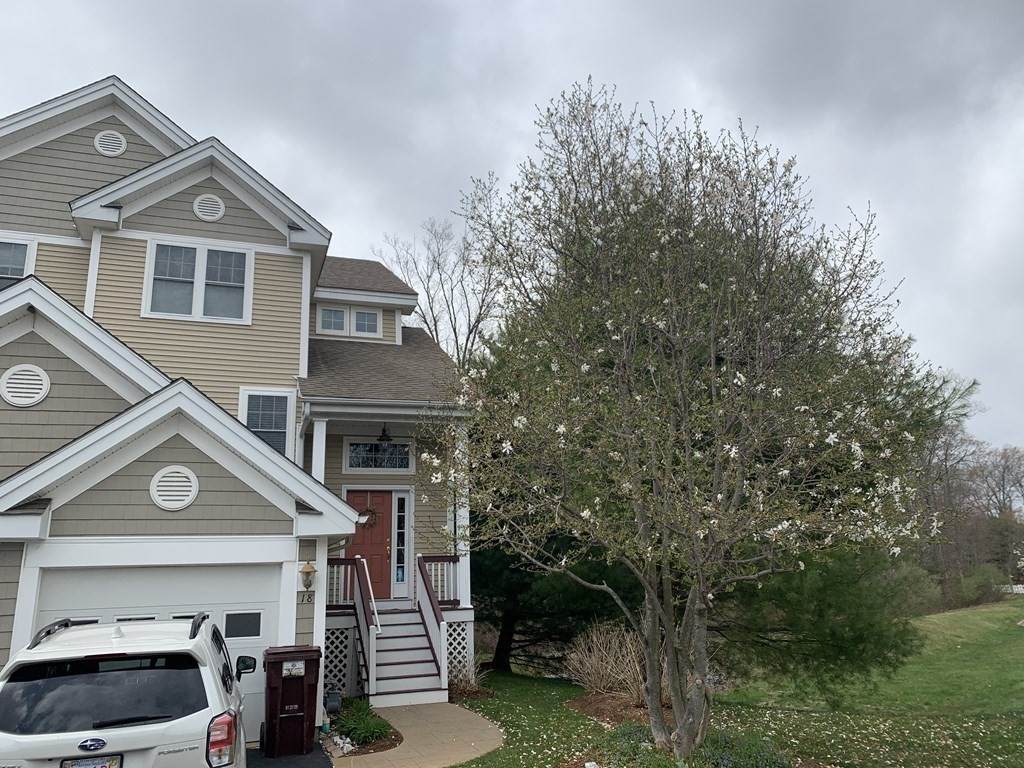 18 Lincoln Ln - Photo 1