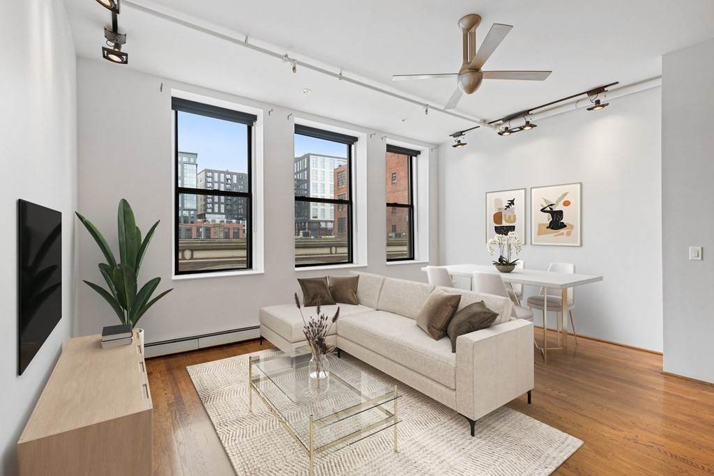 1140 Washington St. - Photo 1