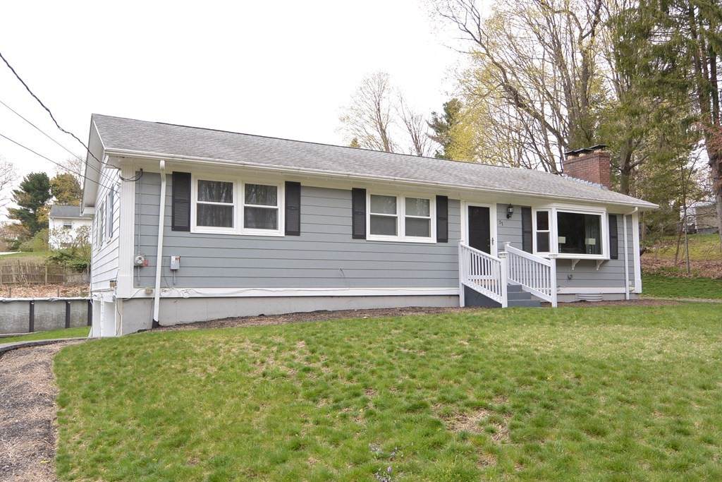 51 Kelly Dr - Photo 1