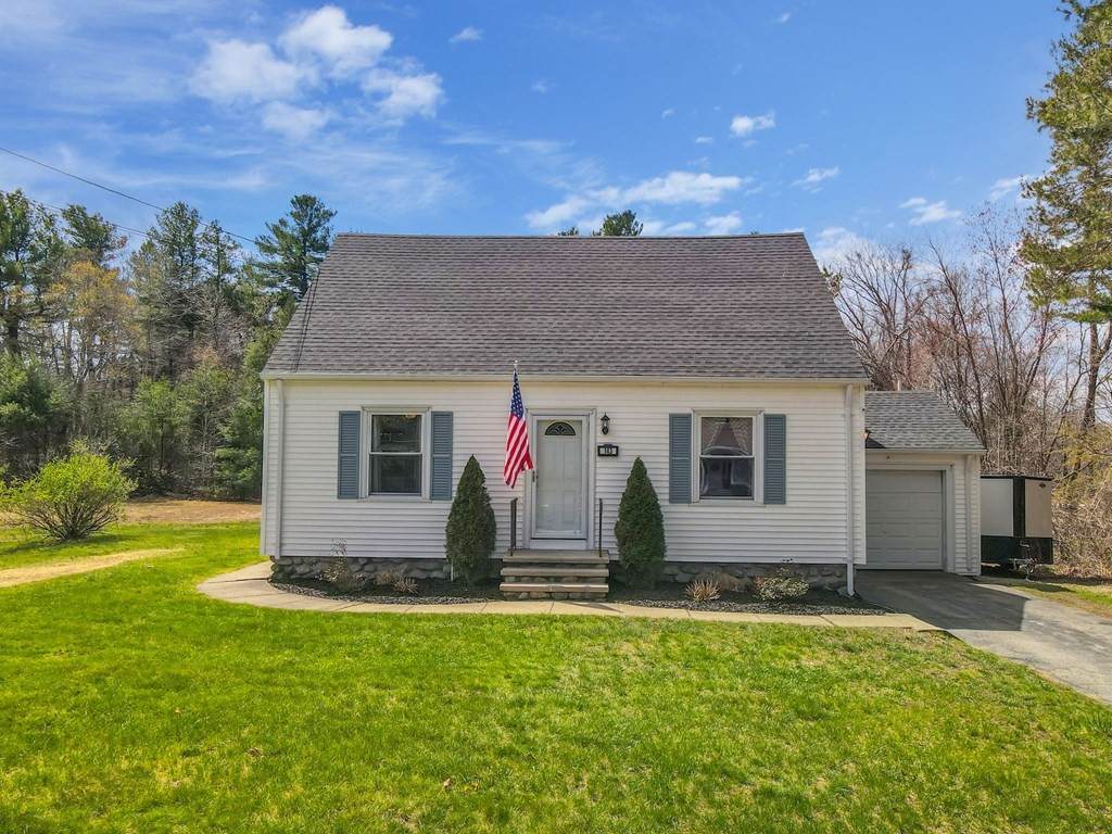 143 Charlton St - Photo 1