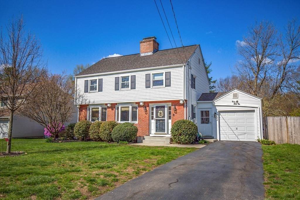 16 Venture Dr - Photo 1