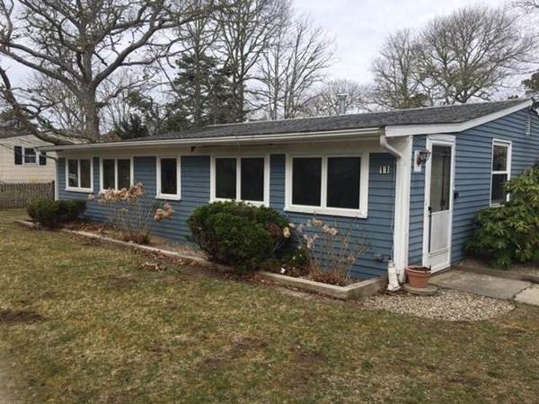 11 Cadet Ln - Photo 1