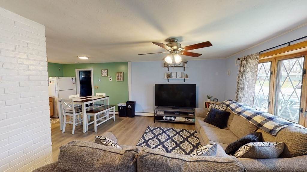 89 Elsie Rd - Photo 1