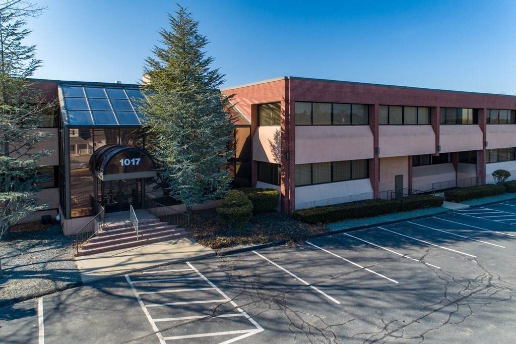 1017 Turnpike - Photo 1
