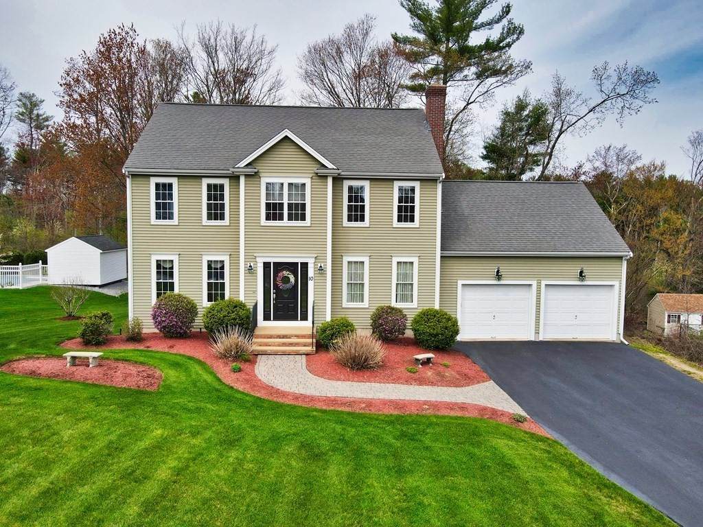 10 Minuteman Lane - Photo 1