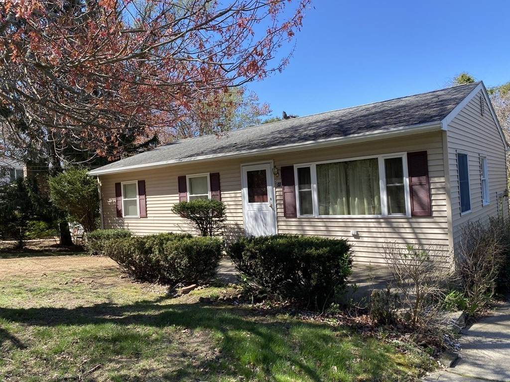 51 Donald Ave - Photo 1