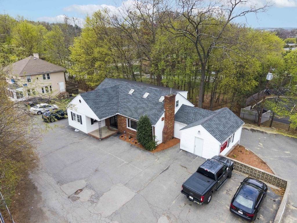 23 Walsh St - Photo 1