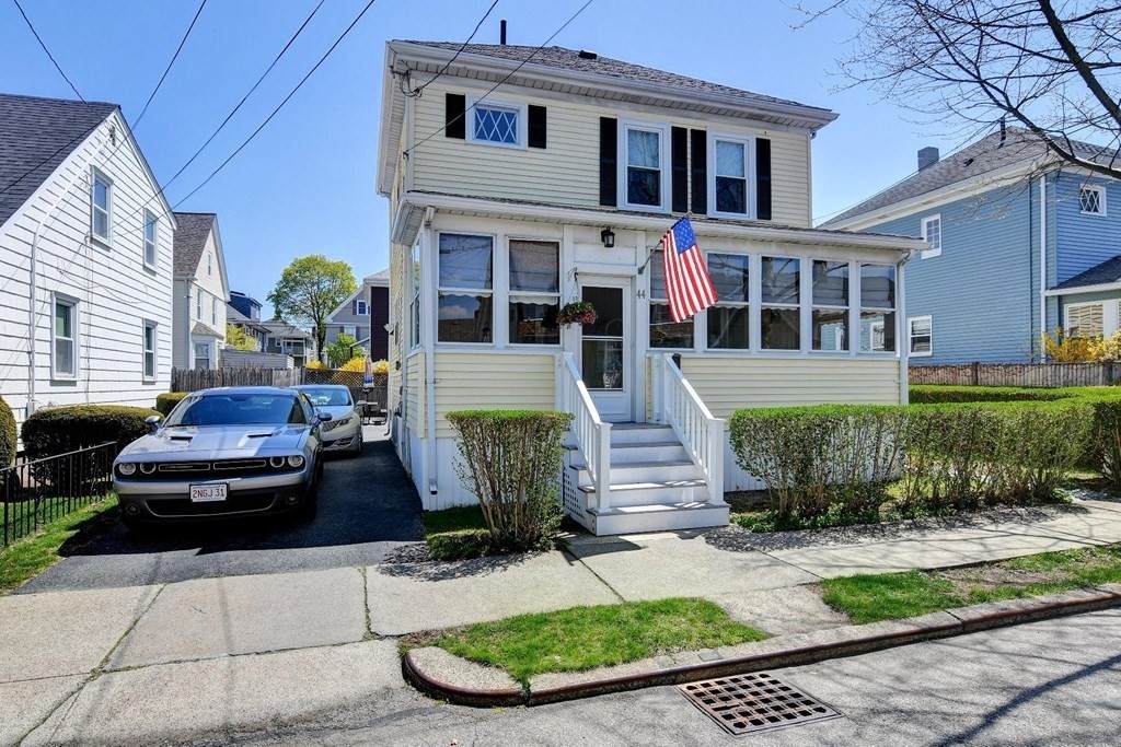 44 Eustis St - Photo 1