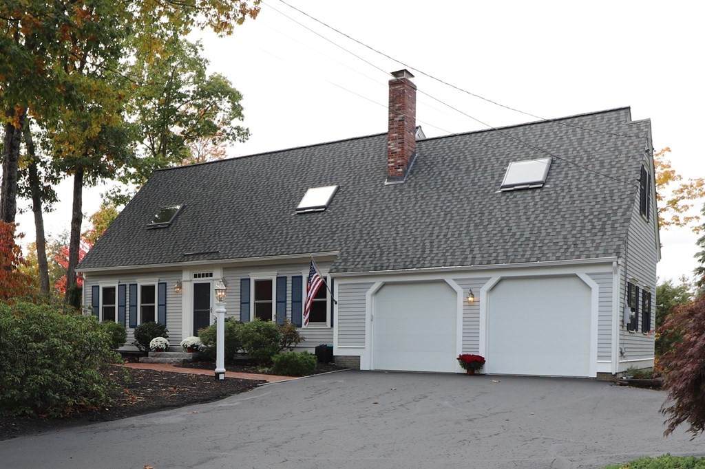 5 Jonathan Ln - Photo 1