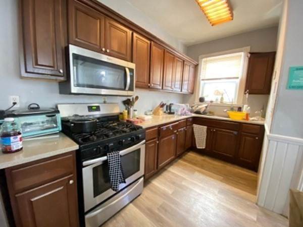 430 Centre St - Photo 1