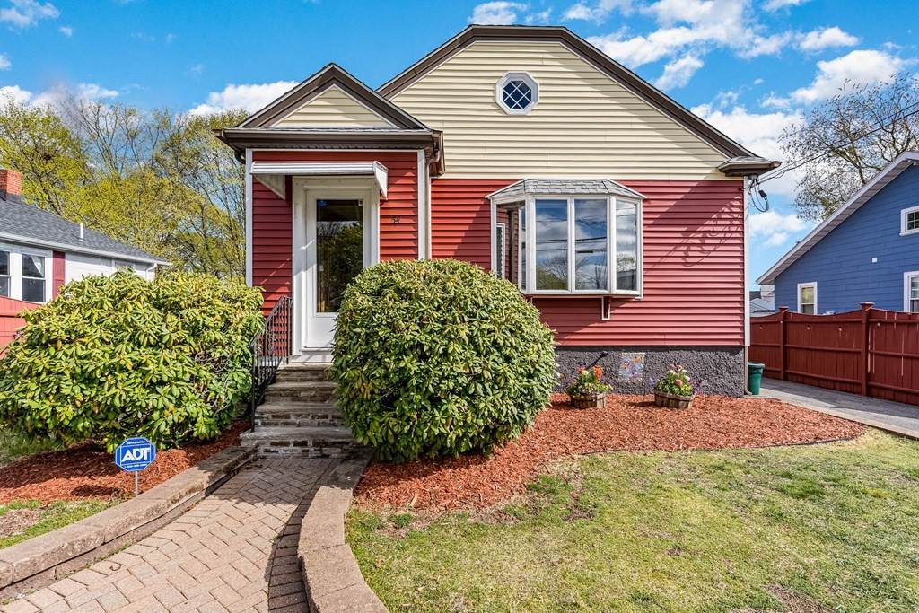54 Dudley St - Photo 1