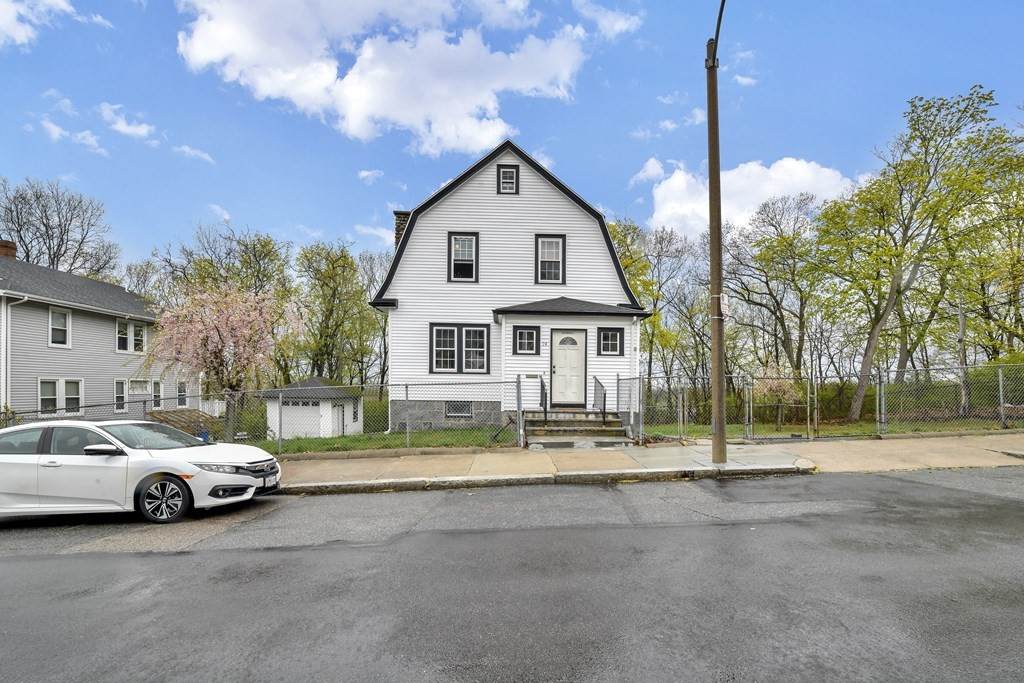 94 Standard St - Photo 1