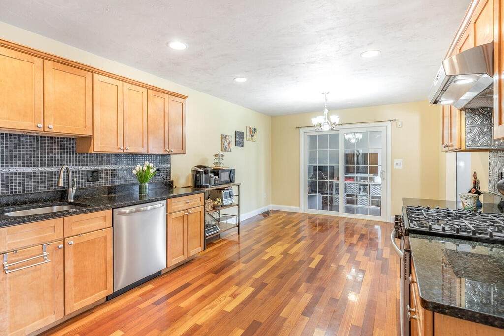11 Ainsworth Pl - Photo 1