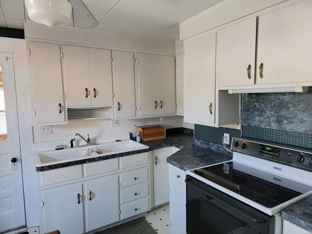 5 Storrs St - Photo 1