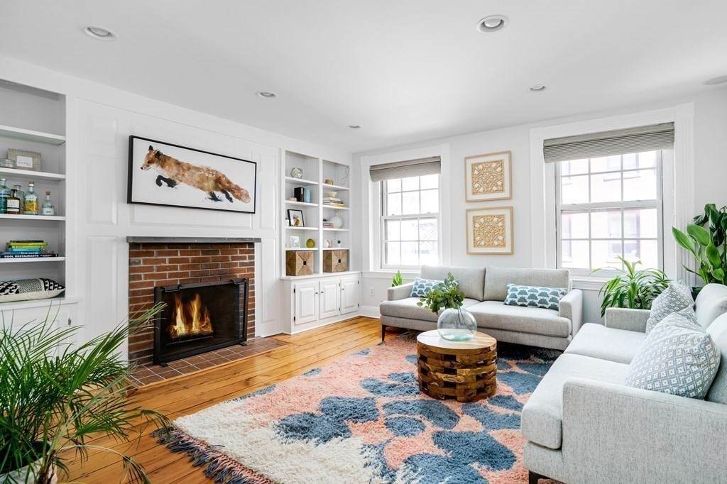 9 Temple St - Photo 1
