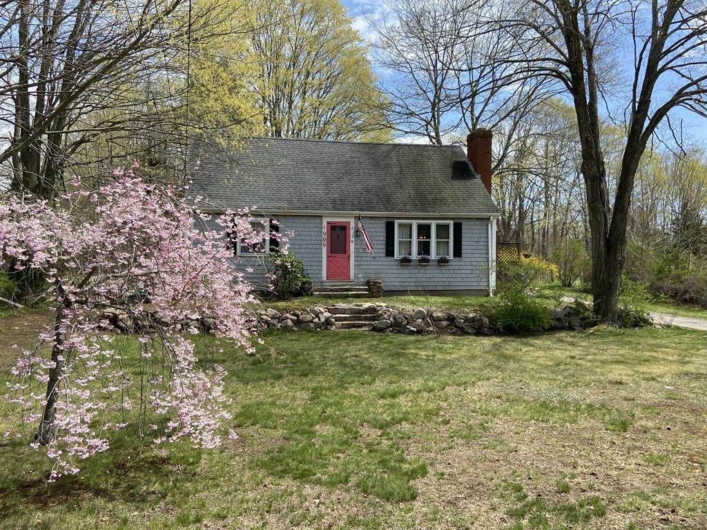 999 West St - Photo 1