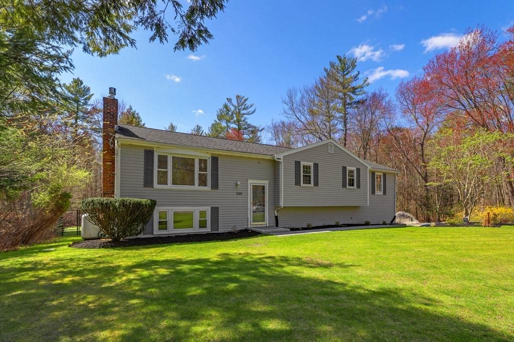 240 Old Farm Rd - Photo 1