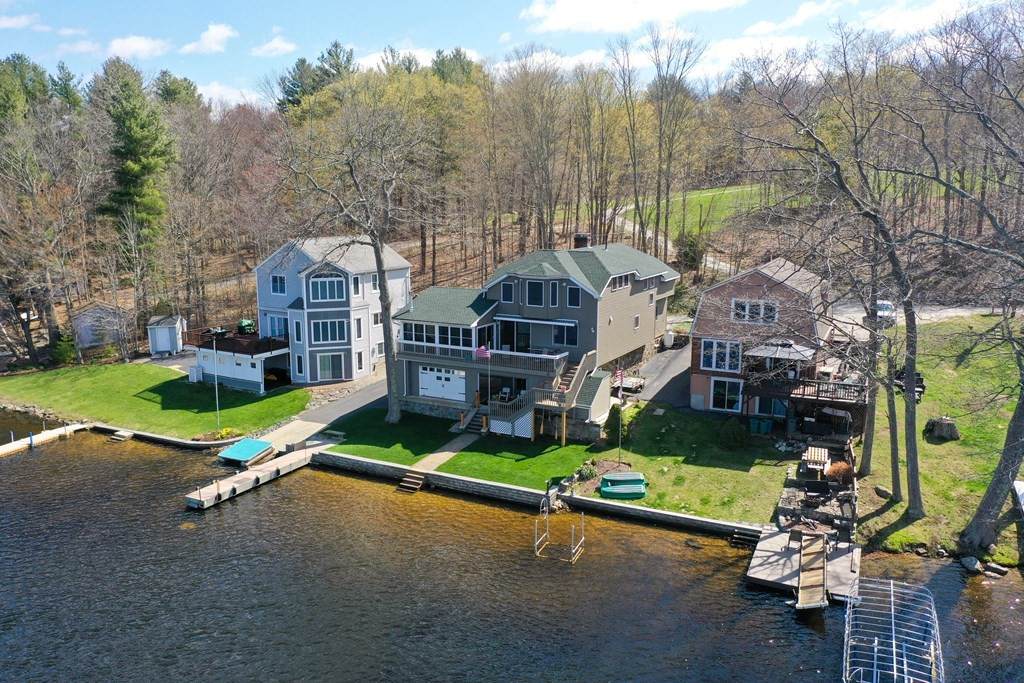 237 Sunset Dr - Photo 1