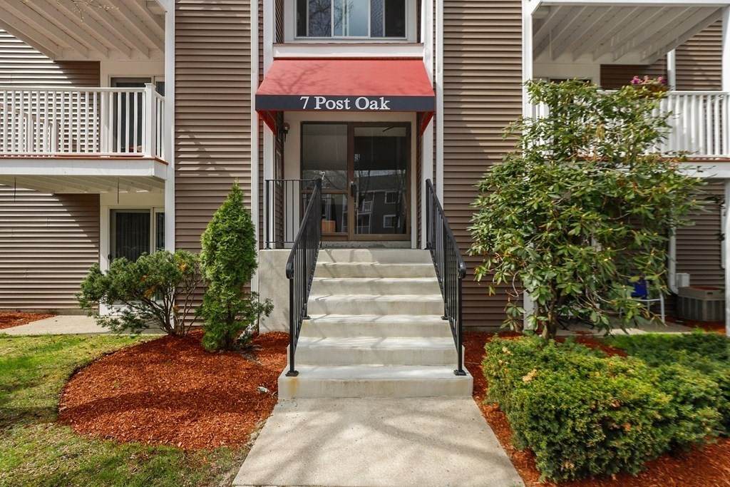 7 Post Oak Ln - Photo 1