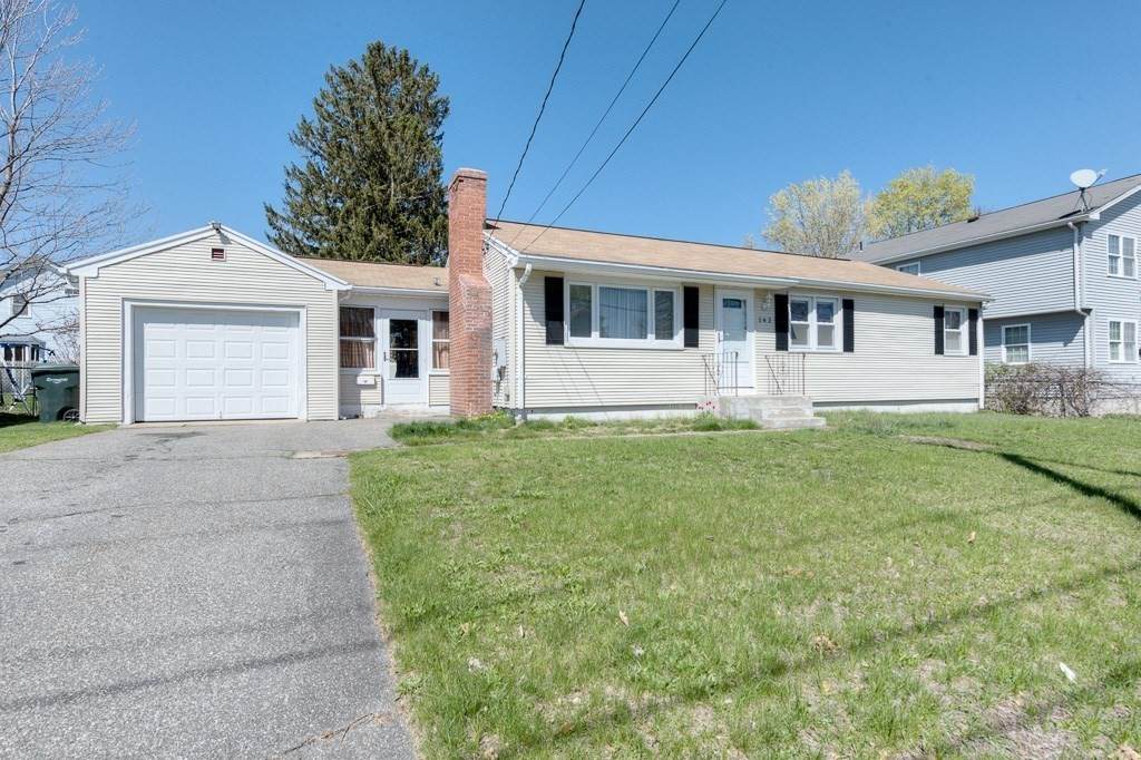 162 Essex St - Photo 1