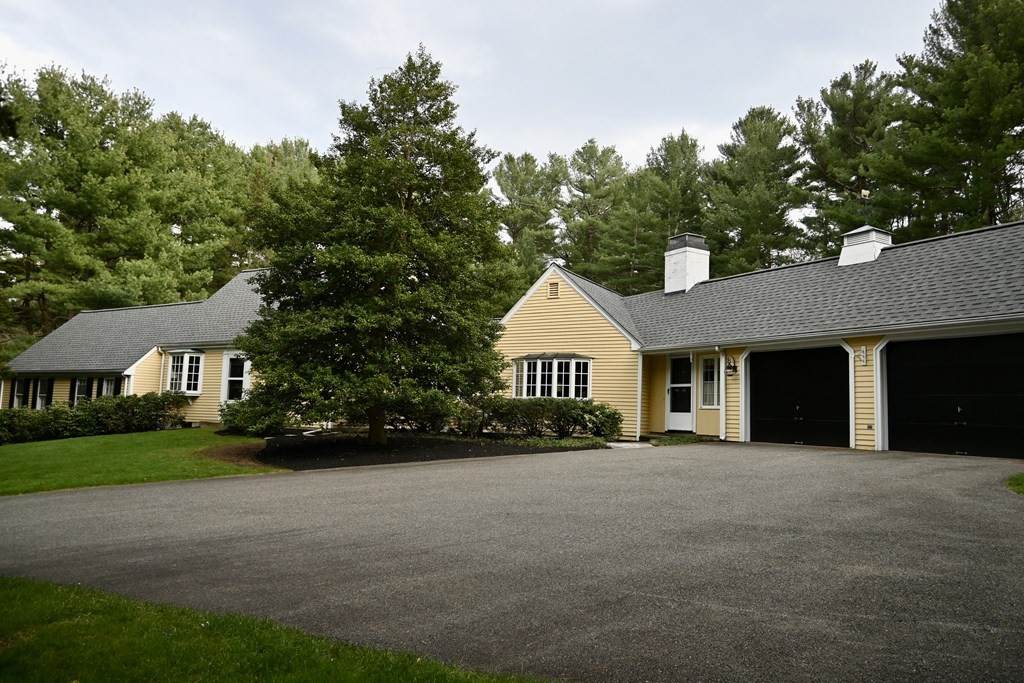 15 Elm St - Photo 1