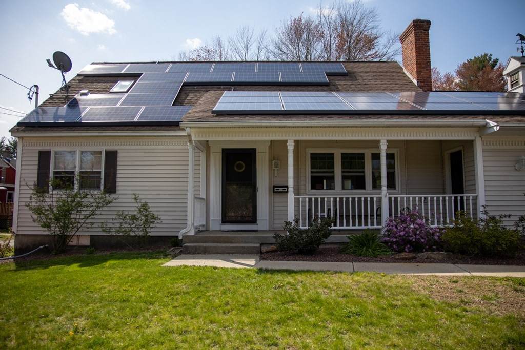 122 Elm St - Photo 1