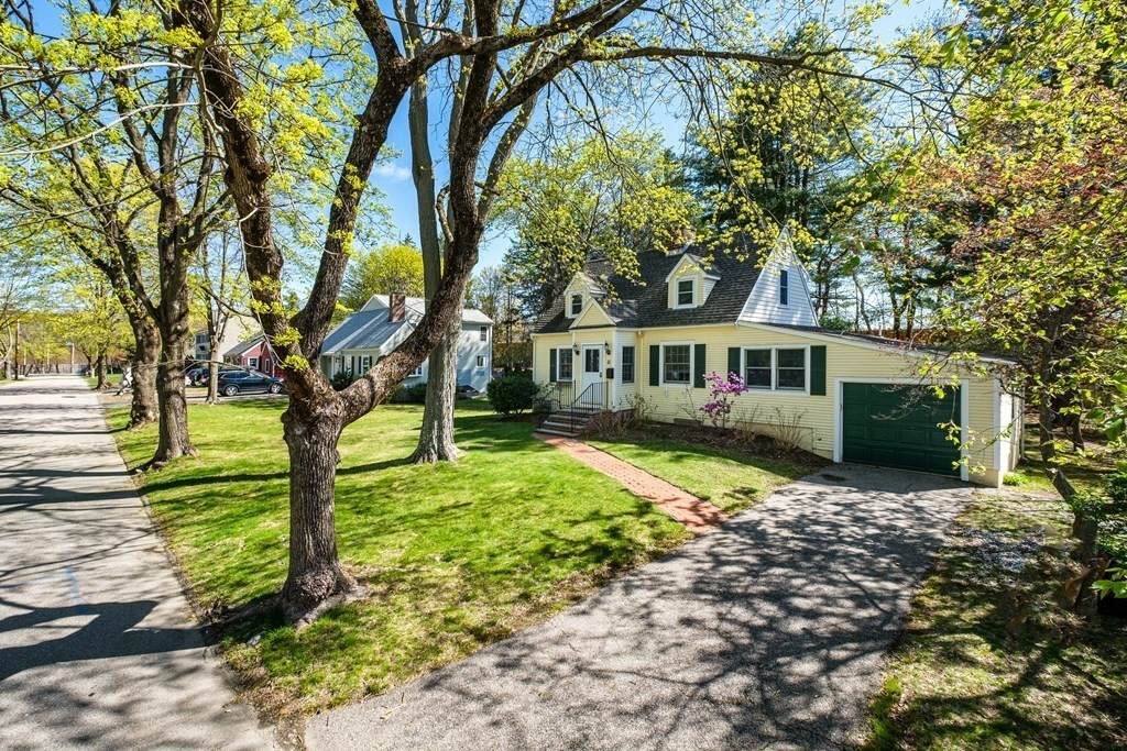 11 Duxbury Road - Photo 1