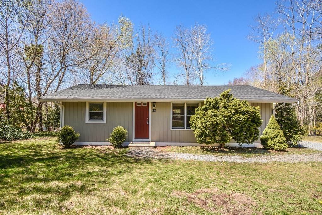 22 Jocelyn Ave - Photo 1