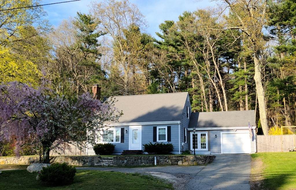 407 South St - Photo 1