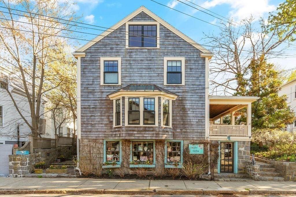 32 Main St - Photo 1