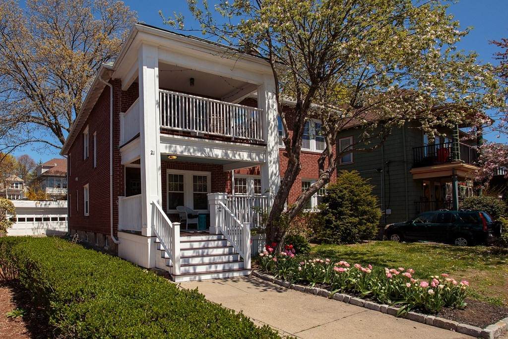 21 Pershing Road - Photo 1